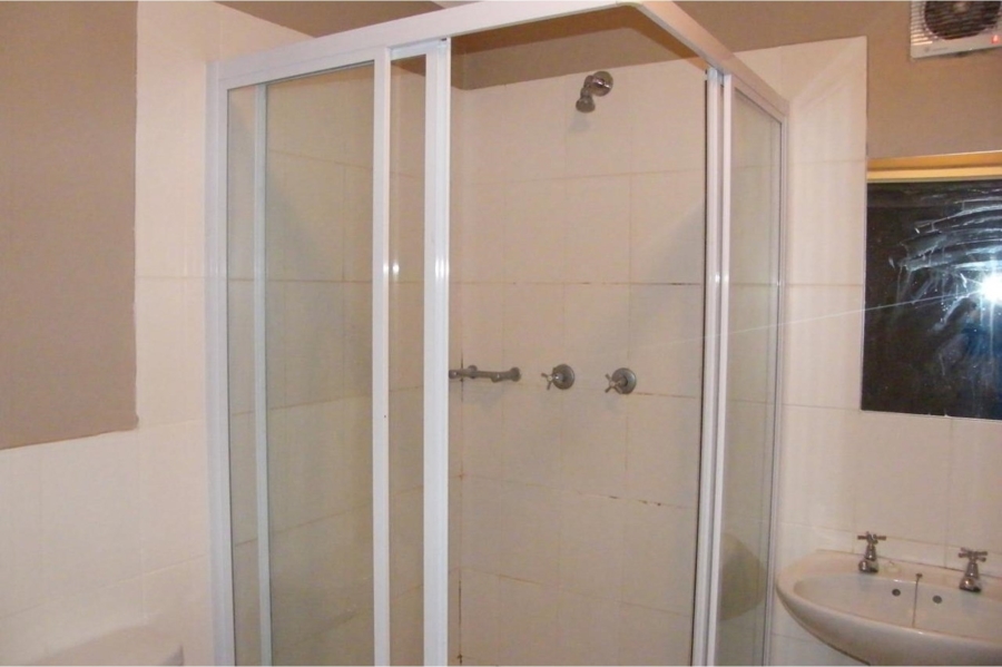 To Let 2 Bedroom Property for Rent in Wellington Central Western Cape